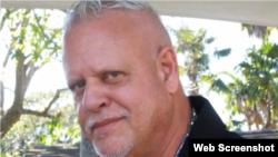 El músico cubano Gustavo Lezcano.