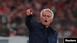 Mourinho tomará una decisión sobre su futuro el próximo lunes.