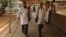 Los médicos cubanos secuestrados en Kenia, Assel Herrera y Landy Rodríguez. (Twitter)