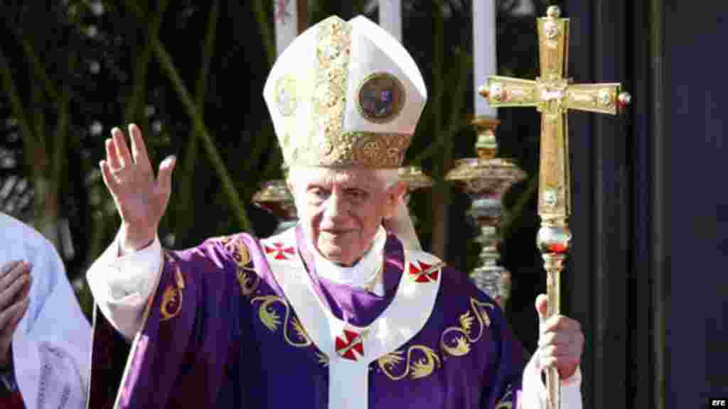 El papa Benedicto XVI en La Habana, Cuba. EFE/David Fernández