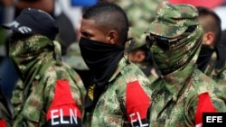 Miembros desmovilizados del Frente de Guerra Suroccidental del ELN.