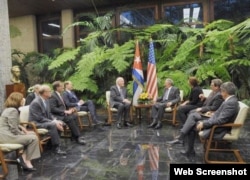 Congresistas estadounidenses se reunieron con Raúl Castro.