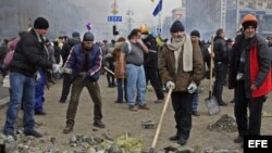 Manifestantes opositores al gobierno ucraniano (Archivo)