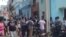 Policías cubanos en las calles 