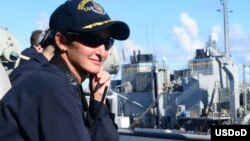 Contralmirante Davids en el Onceno Grupo de Ataque. 