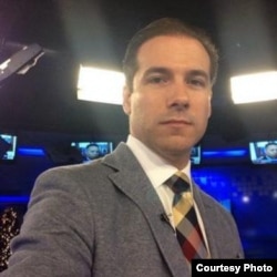El presentador cubano Claudio Nasco