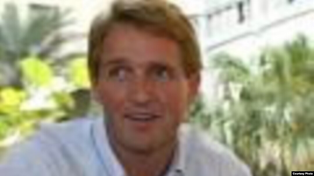 Jeff Flake: Avanzamos con Vietnam ¿Por qué no con Cuba?