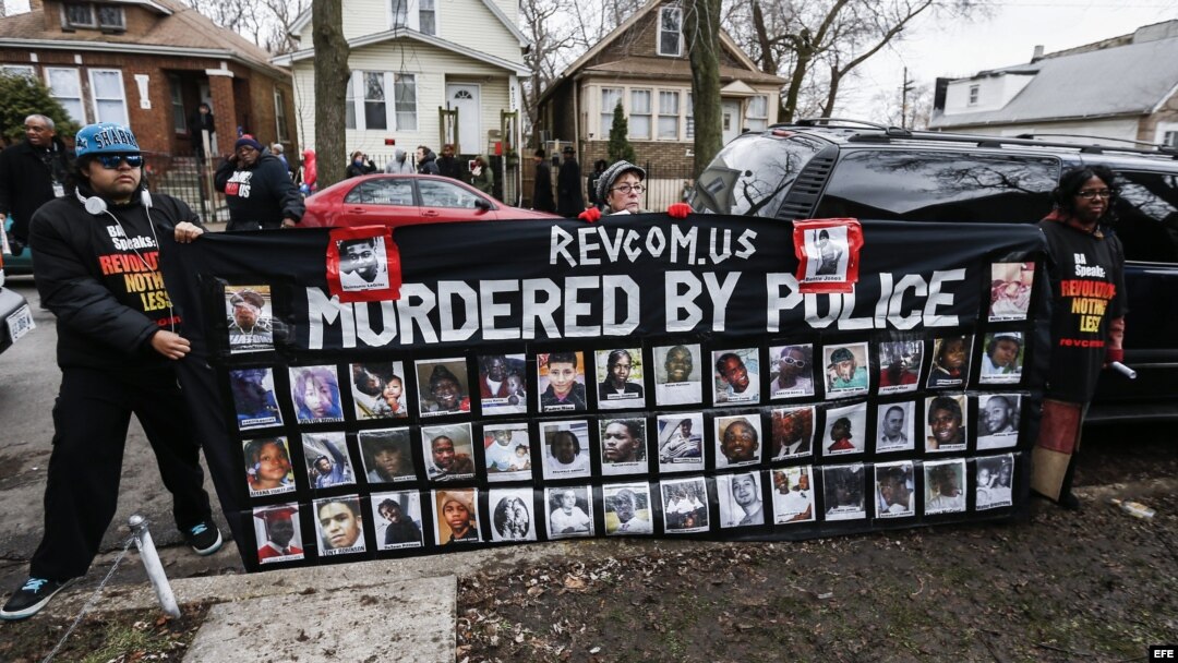 Protestas en Chicago por la muerte de tres personas a manos de la policía.