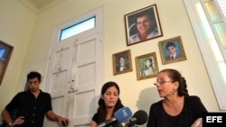 Familia Payá durante una rueda de prensa en Habana, Cuba