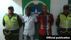 Dos cubanos con documentos falsos fueron detenidos en Baranoa, Colombia.