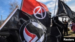  Antifa. REUTERS/Stephanie Keith
