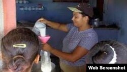 Venta de leche racionada Cuba