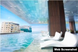 La piscina del Grand Packard, con vista al Malecón habanero y sus azoteas. (Iberostar)