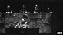 Fidel Castro durante su discurso ante la Asamblea General de las Naciones Unidas.