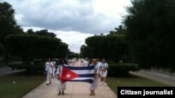 Damas de Blanco dedican la marcha a Orlando Zapata y Hermanos al Rescate #TodosMarchamos Foto Angel Moya