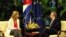 Reunión de Raúl Castro y la jefa de la diplomacia de la Unión Europea, Federica Mogherini.
