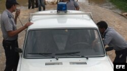 Liberan a mujeres que salieron en defensa de Damas de Blanco