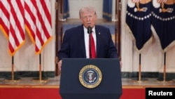 El presidente Donald Trump se dirige a la nación desde la Casa Blanca, en Washington, el 1 de abril de 2026.