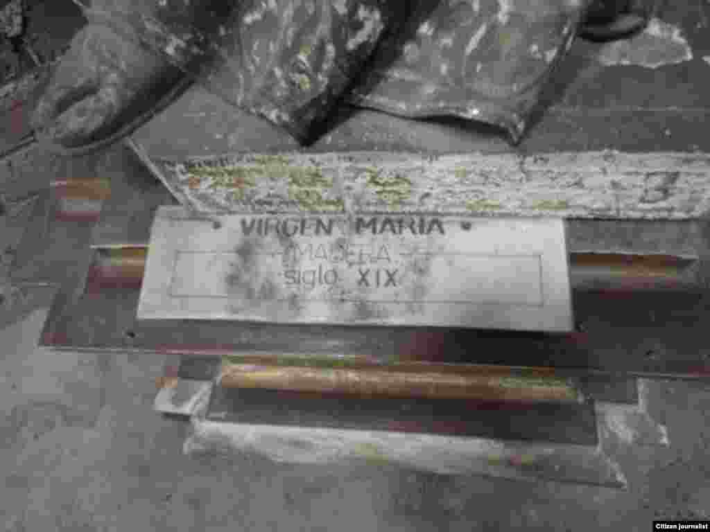 Reporta Cuba Dibujo antiguo de Cristo(catacumbas)Las Mercedes Camaguey Foto De la celda