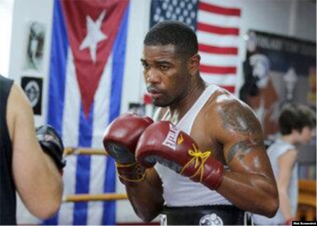 PESO CRUCERO: Campeón: Denis Lebedev (RUS) &nbsp;&nbsp;&nbsp;&nbsp;&nbsp;&nbsp;&nbsp;&nbsp;&nbsp;&nbsp;&nbsp;&nbsp;&nbsp;&nbsp;&nbsp;&nbsp;&nbsp;&nbsp;&nbsp;&nbsp;&nbsp;&nbsp;&nbsp;&nbsp;&nbsp;&nbsp;&nbsp;&nbsp;&nbsp; .1. Youri Kalenga (campeón interino) (COD) &nbsp;&nbsp;&nbsp;&nbsp;&nbsp;&nbsp;&nbsp;&nbsp;&nbsp;&nbsp;&nbsp;&nbsp;&nbsp;&nbsp;&nbsp;&nbsp;&nbsp;&nbsp;&nbsp;&nbsp;&nbsp;&nbsp;&nbsp;&nbsp;&nbsp;&nbsp;&nbsp;&nbsp; .4.Yunier Dorticós (campeón Latinoamericano) (CUBA) 