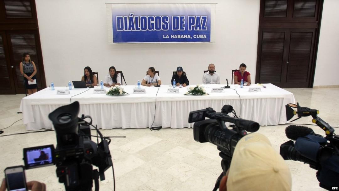 Diálogos de paz entre el Gobierno colombiano y las FARC.