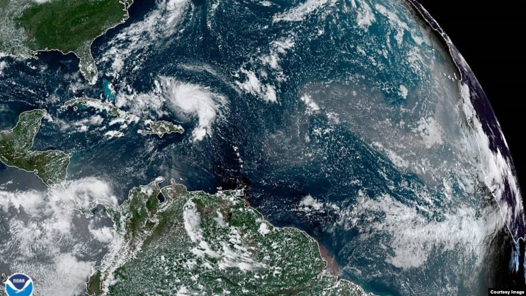 Vista satelital de Dorian. Foto de NOAA.gov