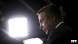 El presidente de la Cámara de Representantes, el republicano John Boehner, ofrece una rueda de prensa en el Capitolio de Washington, EEUU, hoy  27 de junio del 2013