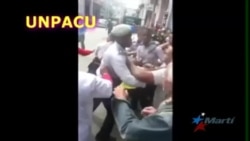 El pueblo impide arresto a opositoras cubanas
