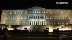 Grecia da un giro en las negociaciones con Bruselas