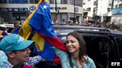 María Corina Machado luego de declarar como imputada sobre su presunta relación con un plan para asesinar a Nicolás Maduro.