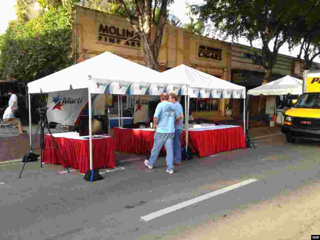 martinoticias.com y Radio Marti participaron en el Carnaval de la Calle Ocho de Miami