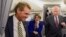 Los senadores Jeff Flake, Amy Klobuchar y Patrick Leahy.