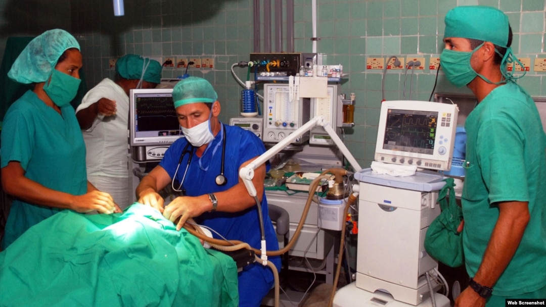 Salón de operaciones en el Hospital Pediátrico de Cienfuegos.