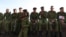 Militares cubanos durante una manifestación 