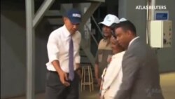 Obama apoya con su visita a la mayor fábrica de productos agrícolas de Etiopía