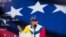 El líder de la oposición venezolana, el excandidato presidencial Henrique Capriles, ofrece una rueda de prensa hoy, jueves 2 de mayo de 2013, en su sede política en Caracas (Venezuela).