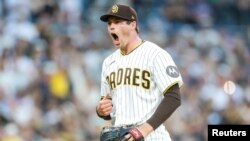 Mason Miller, uno de los mejores relevistas de la actualidad, es el cerrador titular de los Padres de San Diego.