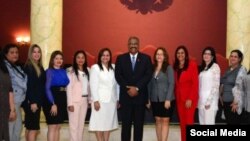 Remigio Ferro (al centro), presidente del tribunal Supremo de Cuba. (Twitter).