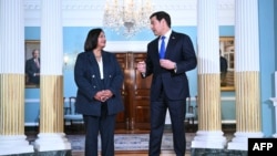 Secretario de Estado, Marco Rubio, junto a Dinorah Figuera, presidenta de la Asamblea Nacional electa en 2015.