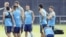 Jugadores del FC Barcelona Pedro, Neymar Junior, Piqué, Adriano, Luis Suárez y Messi, durante un entrenamiento en la Ciudad Deportiva Joan Gamper (i-d).