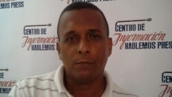 Detenidos por repartir la constitución cubana del 40