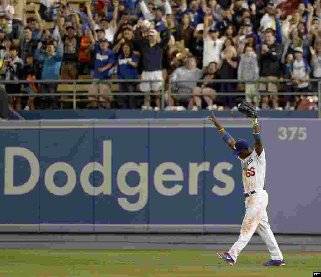 El cubano Yasiel Puig de Los Ángeles Dodgers durante un partido de la MLB (Archivo)