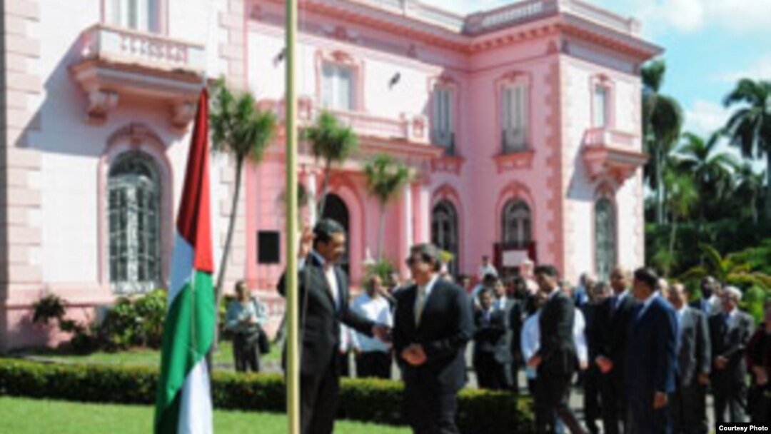 Embajada de los Emiratos Arabes Unidos en La Habana.