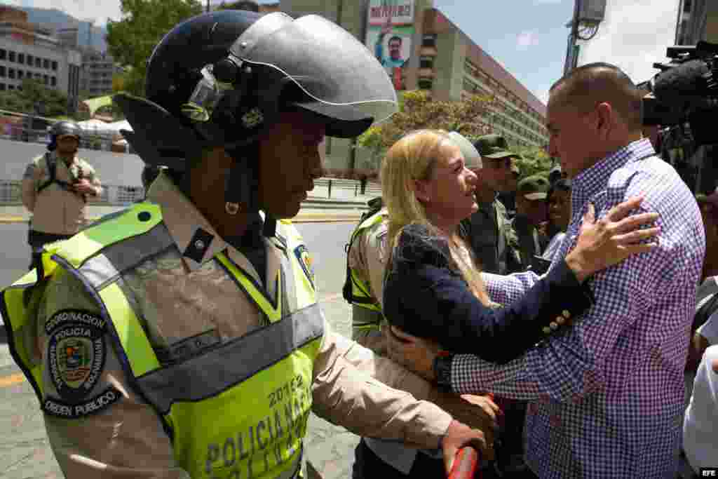 La alianza opositora venezolana aguarda que el tribunal que juzga a su encarcelado dirigente Leopoldo López haga pública hoy la sentencia sobre el caso. EFE