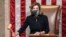 Nancy Pelosi durante la votación para el juicio político a Donald Trump 