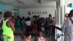 Cubanos descontentos con "monopolio" de ETECSA