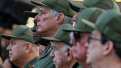 La máxima dirigencia del régimen cubano en un acto en abril de 2026. 
