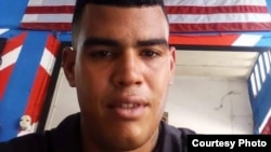 Guillermo Álvarez, uno de los cubanos liberados de la estación migratoria de Tapachula
