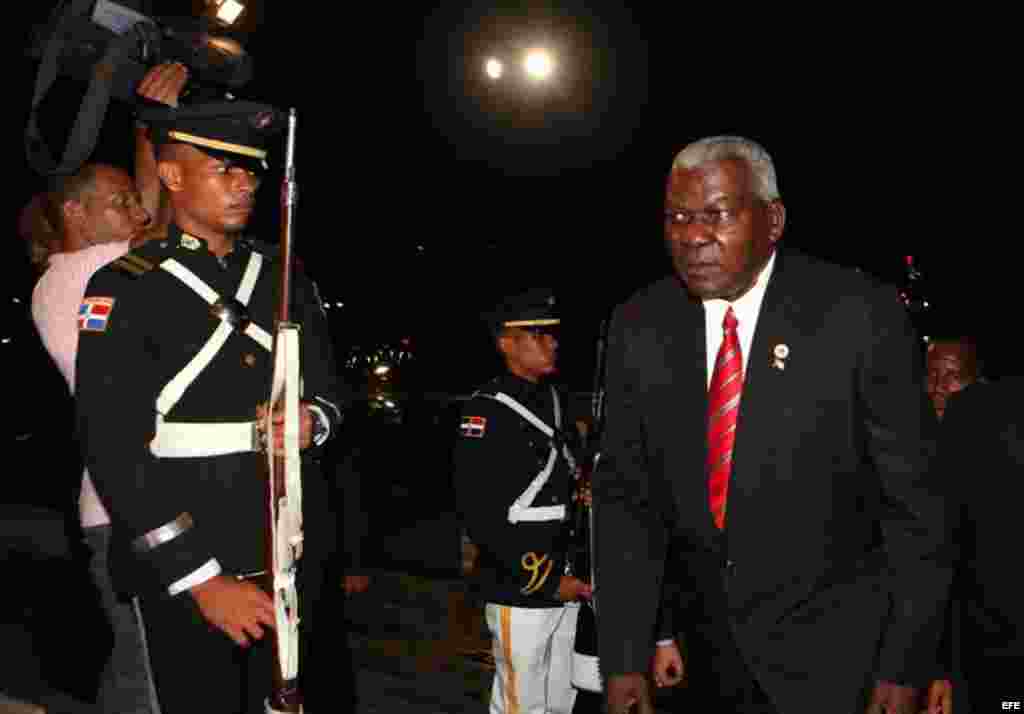 El vicepresidente de Cuba, Esteban Lazo, llega el miércoles 15 de agosto de 2012, al Palacio Nacional de Santo Domingo (República Dominicana), 