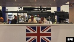  Fotografía de archivo de un rifle de francotirador SC-76 Thunderbolt de la compañía británica "Steel Core Designs"